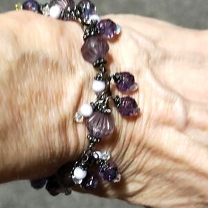 VINTAGE LAVENDER & BLUE GLASS CRYSTAL BEADED SILVER MAGNETIC CLASP 7.5" BRACELET